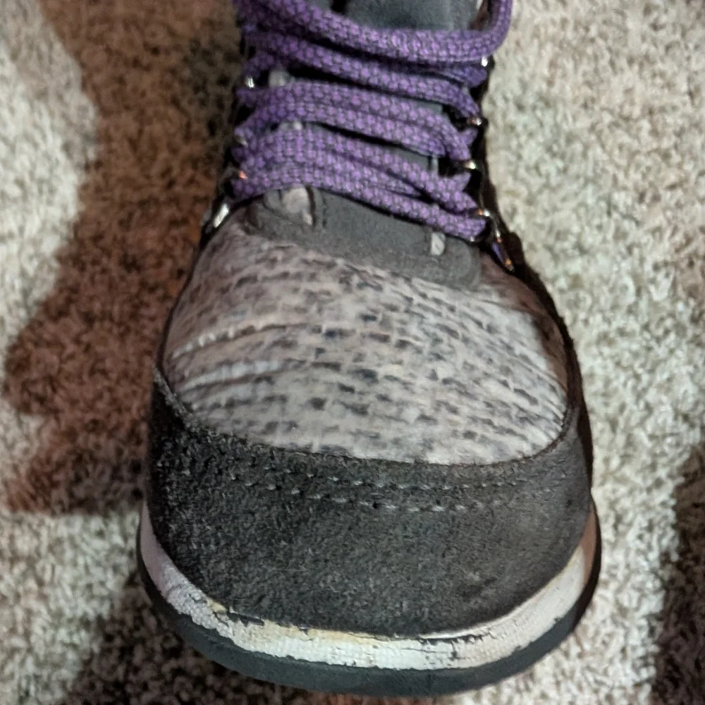 Bear paw snow boots
